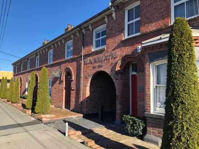 House for rent in Heathcote, Canterbury