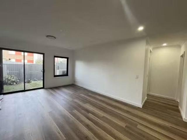 Condo for rent in Kings Creek, Queensland