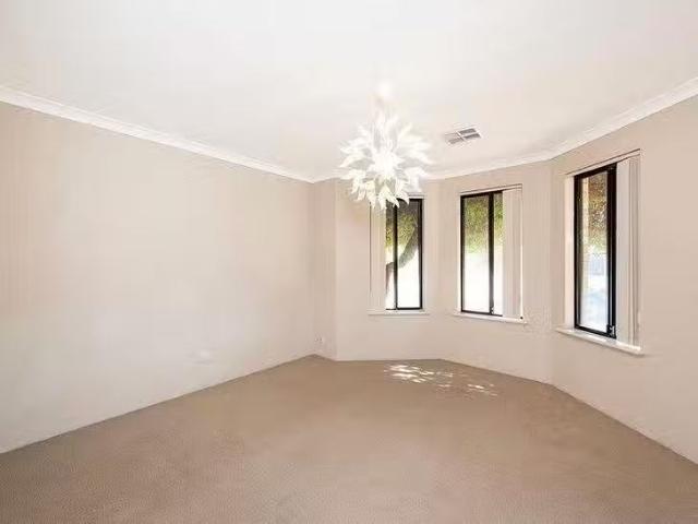 House for rent in Port Kennedy, Western Australia