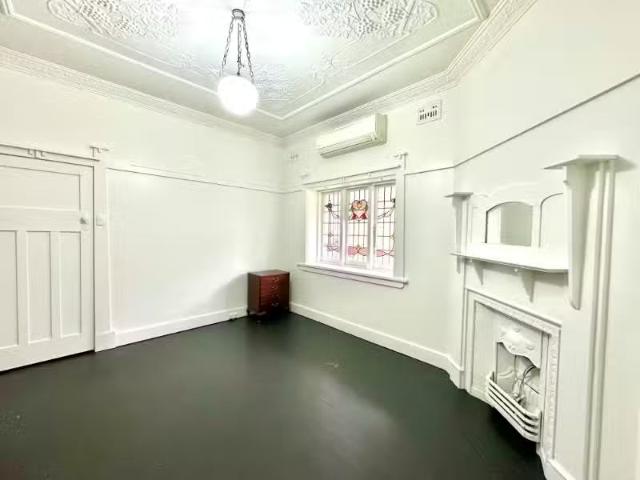House for rent in Connells Point, New South Wales