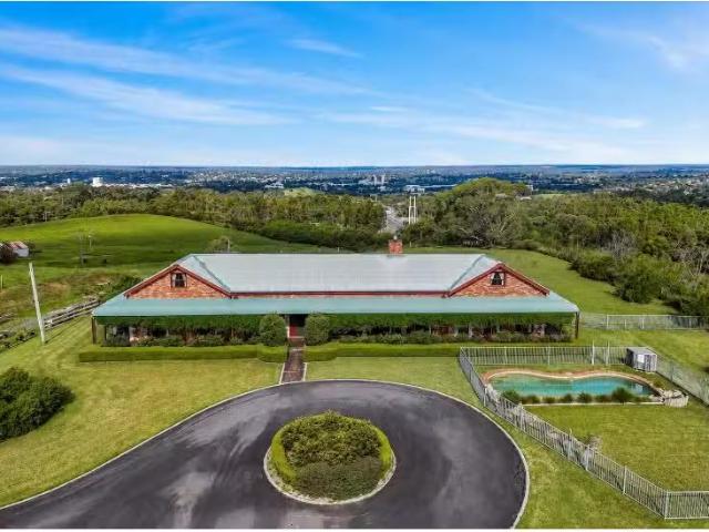House for rent in Currans Hill, Sydney