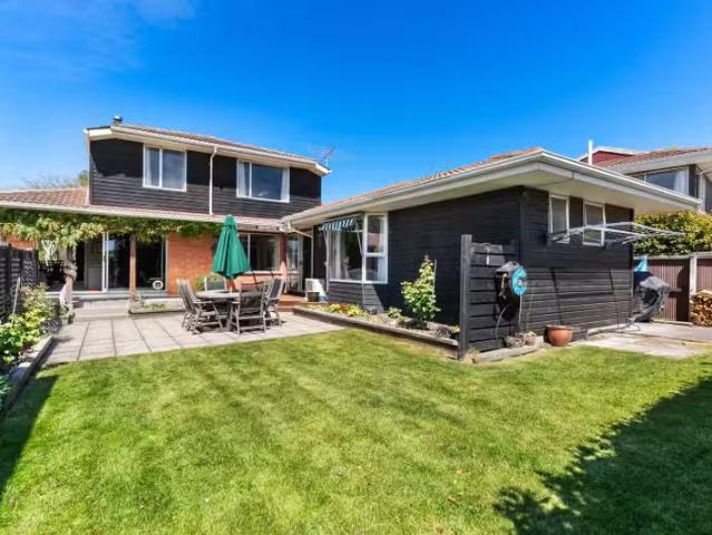 House for rent in Chaslands, Canterbury