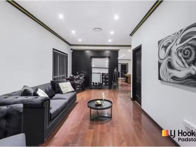 Condo for rent in Sydney, New South Wales