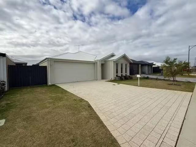 House for rent in Parklands, Western Australia