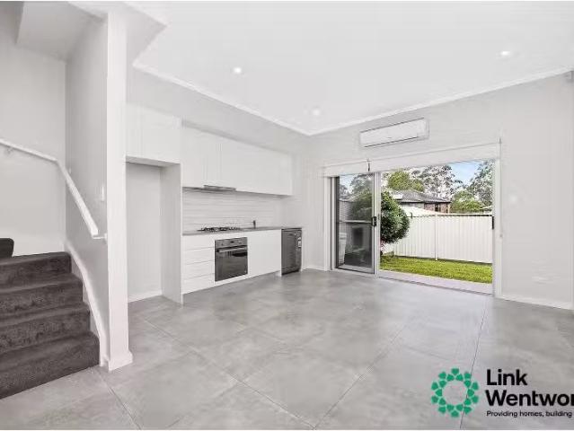 Condo for rent in Sydney, New South Wales
