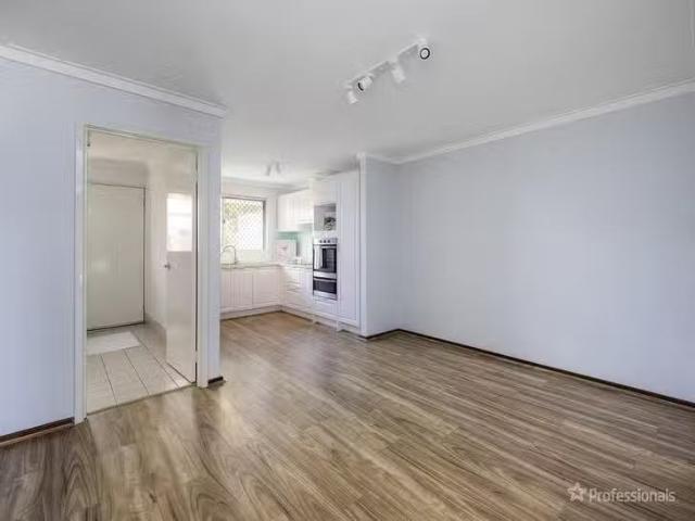 Apartment for rent in Noranda, Western Australia