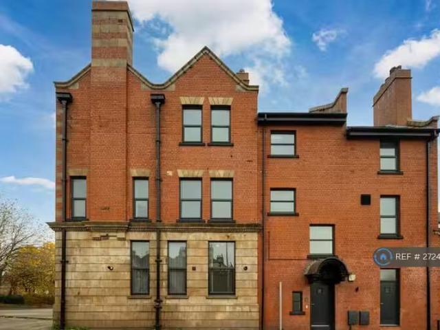 House for rent in Rossmore, Cheshire