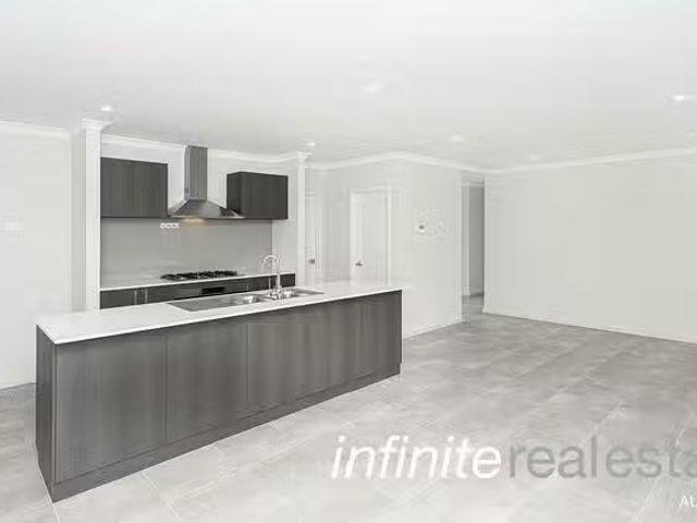 House for rent in Champion Lakes, Western Australia