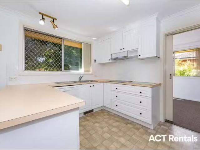 House for rent in Kambah, Australian Capital Territory