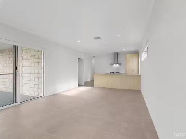 House for rent in Wellard, Western Australia