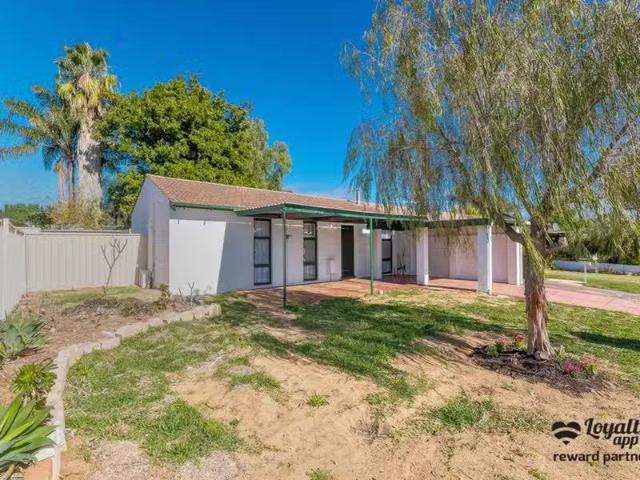 House for rent in Calista, Western Australia