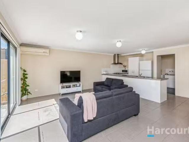 House for rent in Hocking, Western Australia