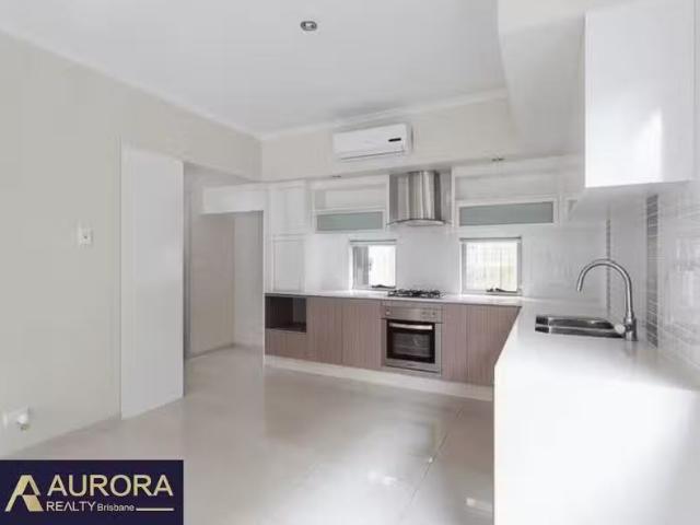 Condo for rent in Toombul, Queensland
