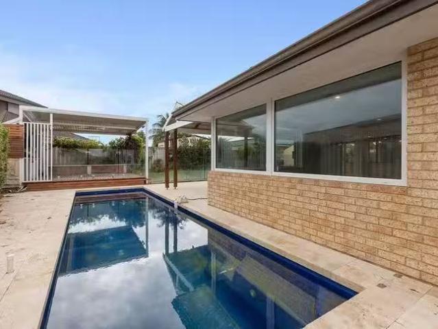 House for rent in Secret Harbour, Western Australia