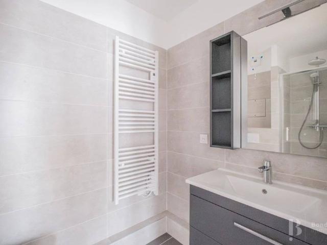 Appartement location à France métropolitaine, Clichy