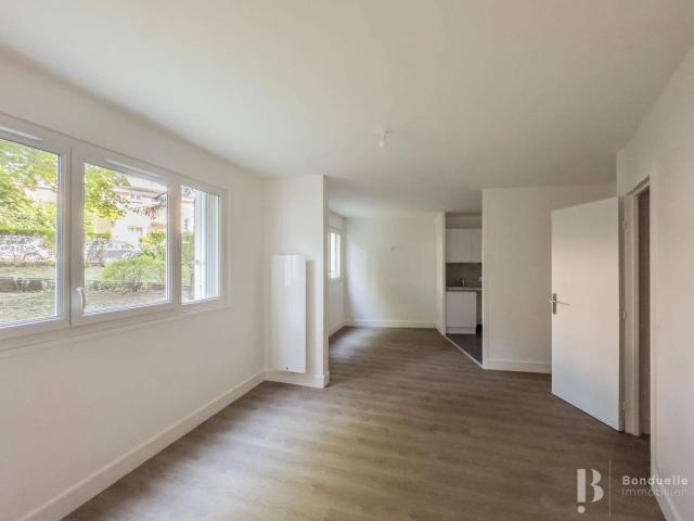 Appartement location à France métropolitaine, Suresnes