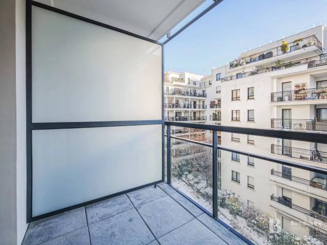 Appartement location à France métropolitaine, Suresnes