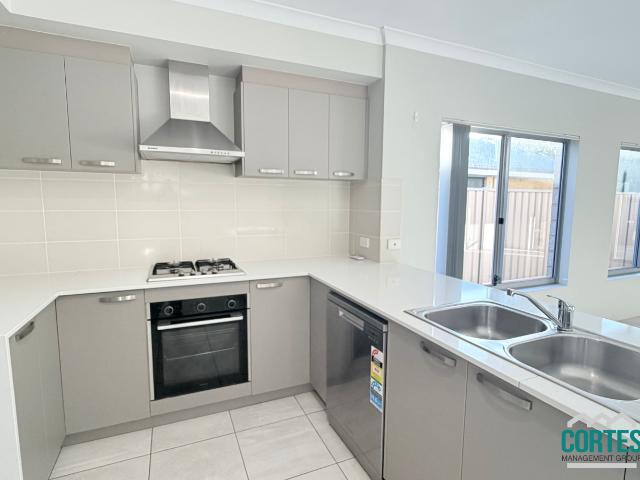 House for rent in Parklands, Western Australia