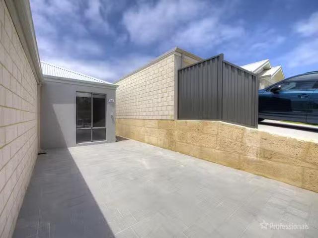 House for rent in Eglinton, Western Australia