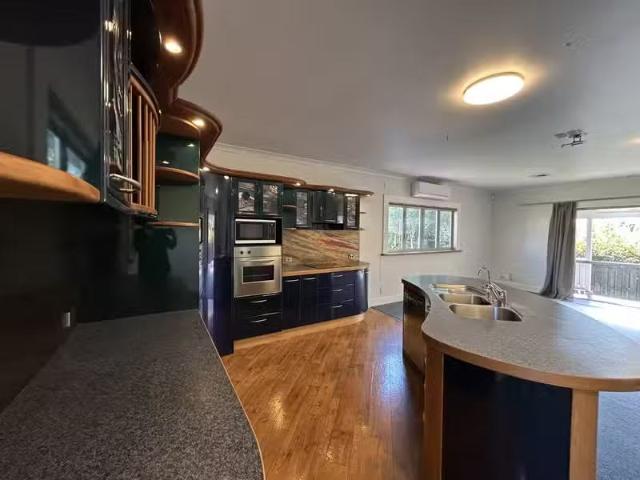 House for rent in Taranaki