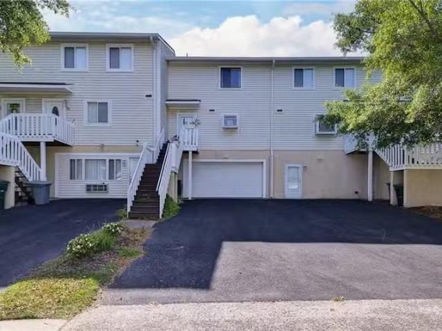 Condo for rent in Hampton