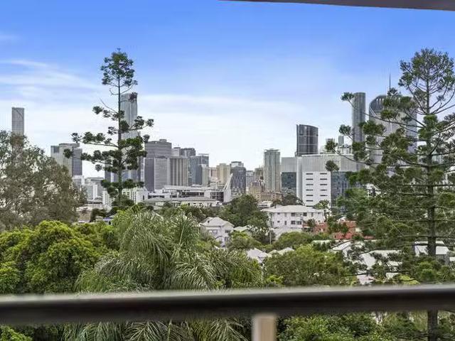 Apartment for rent in Toombul, Queensland