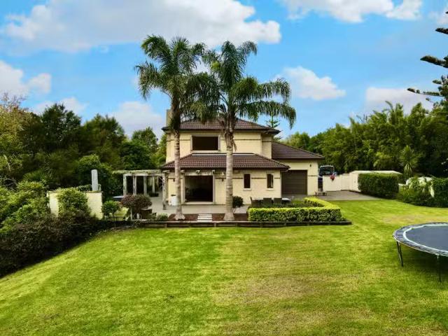 House for rent in Oratia