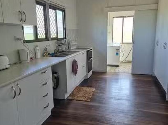 House for rent in Fredericksfield, Queensland