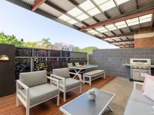 Apartment for rent in Toombul, Queensland