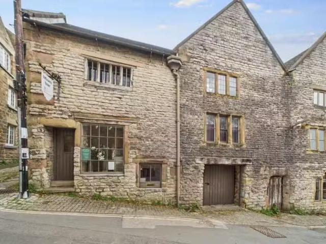 House for rent in Froggatt, East Midlands