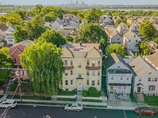 Condo for rent in Kearny