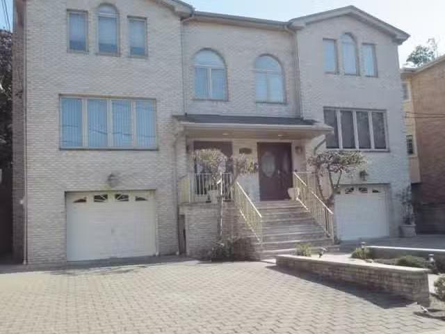 Condo for rent in Hackensack