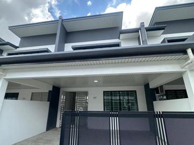 Terraced House for rent in Kuching