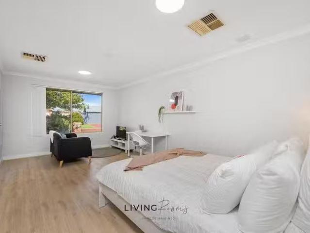 House for rent in High Wycombe, Western Australia