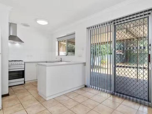 House for rent in Carlisle, Western Australia