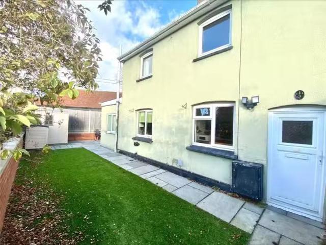House for rent in Chelmondiston, Suffolk