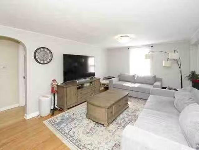 House for rent in Hackensack