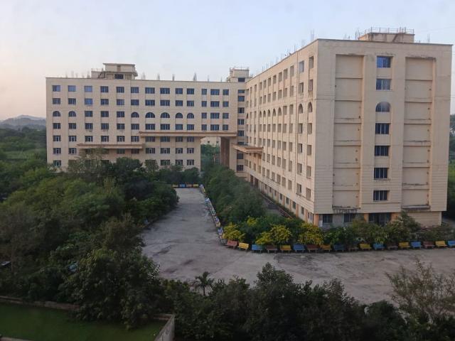 Flat for rent in Hiranandani Estate, Thane