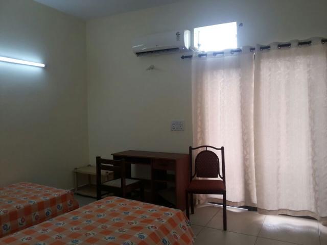 Flat for rent in Saket, Delhi
