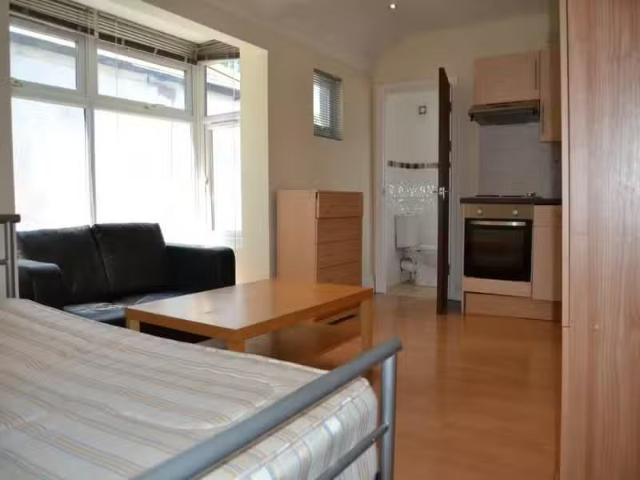 House for rent in Falcon Lodge, Wales