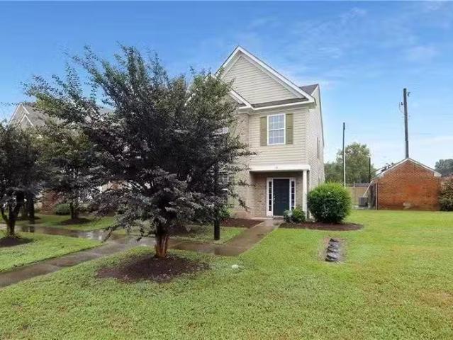 Condo for rent in Hampton