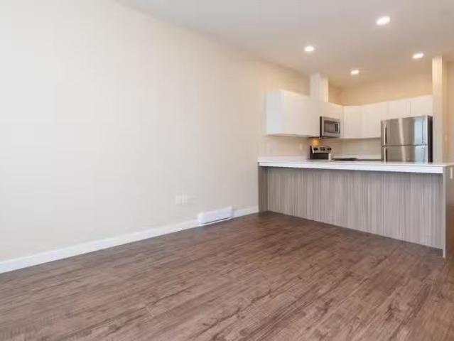 Condo for rent in Victoria, British Columbia