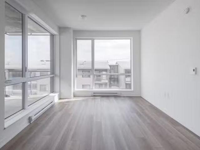 Condo for rent in St. Leonard's, Quebec