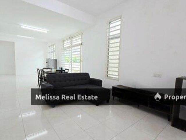 House for rent in Indera Mahkota 2, Indera Mahkota