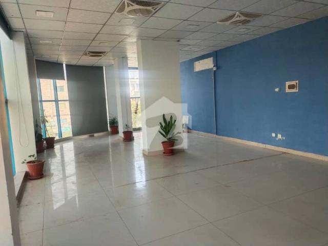 Building for sale in Islamabad
