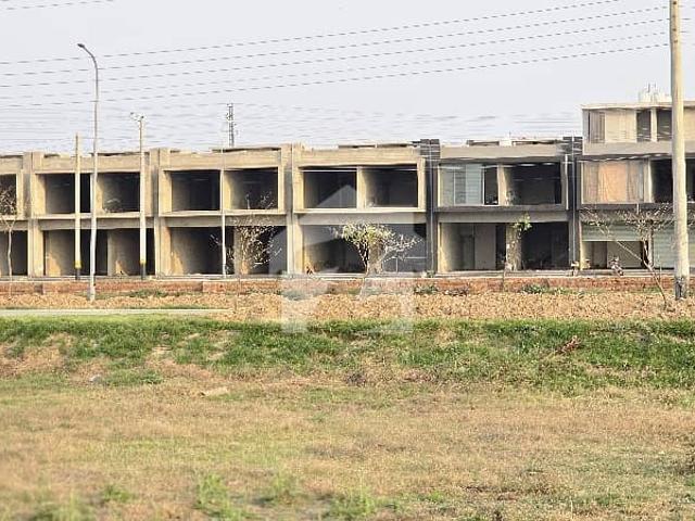 Commercial for sale in Faisalabad, Islamabad Capital Territory
