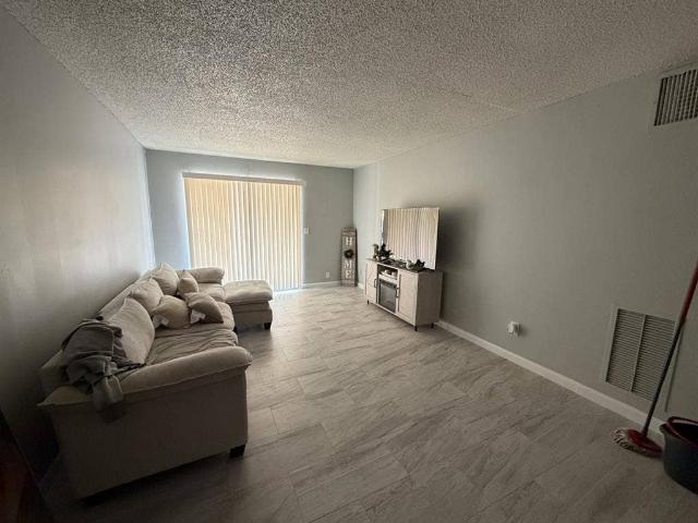 Room for rent in Tampa, Florida