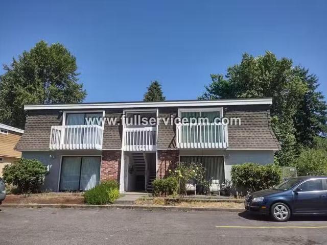 Condo for rent in Renton