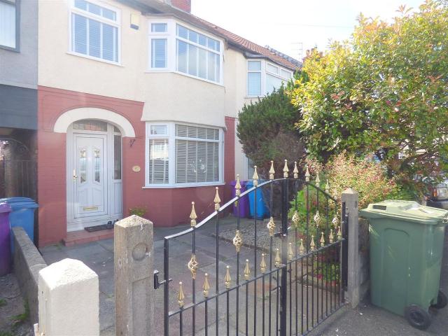 House for rent in Calderstones