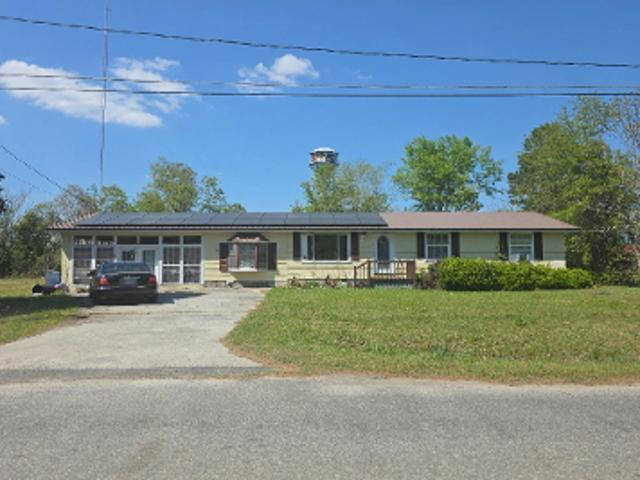House for sale in Lumber City, Georgia